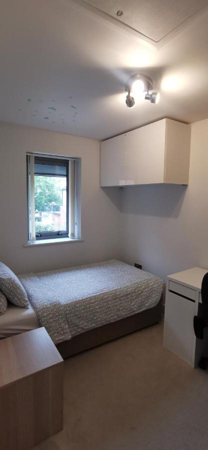 Modern City Centre House With Free Parking Canterbury Exteriör bild